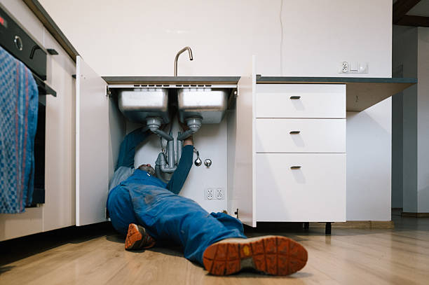 Professional Leak Detection technician working in Bristow, VA